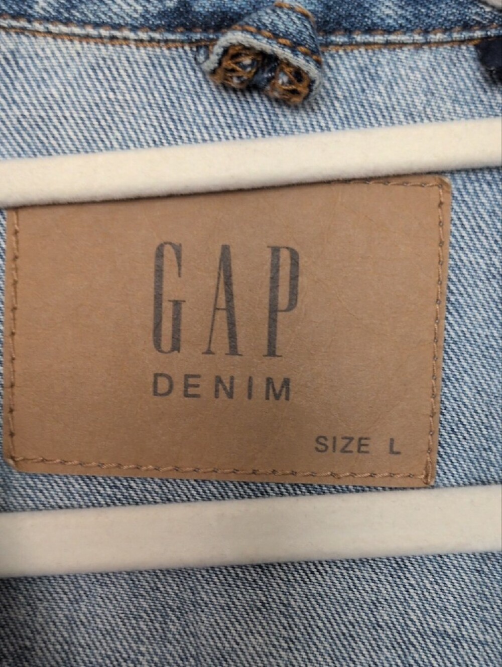 GAP Light Blue Washed Denim Jean Jacket - Picture 4 of 12